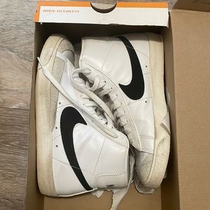 Nike blazers 👟